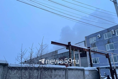 Пожар на Дзержинского: где горит и кто работает рядом