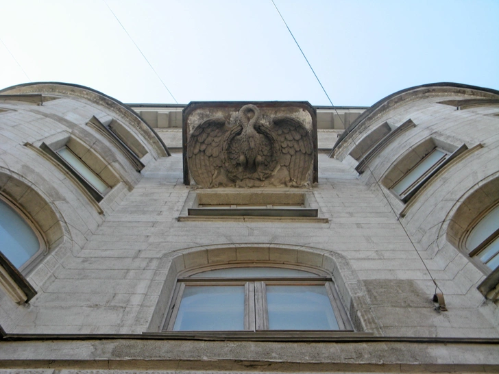 5 домов с коммуналками в Москве и Санкт-Петербурге, куда можно пойти на экскурсию