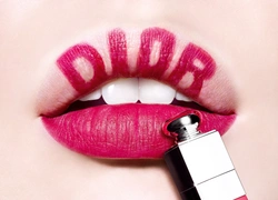 Уроки татуажа, или что может новая губная помада Addict Lip Tattoo от Dior