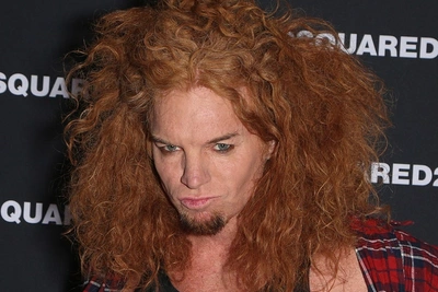 Шоу Carrot Top отменены до следующей недели