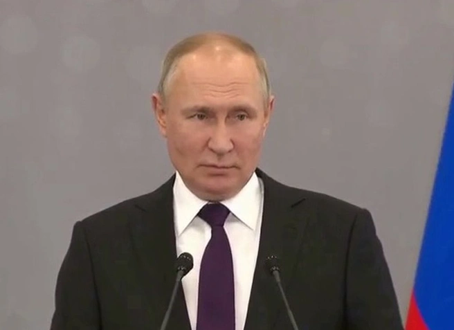 Путин: взрывчатку на Крымский мост могли переправить морем | ya62.ru