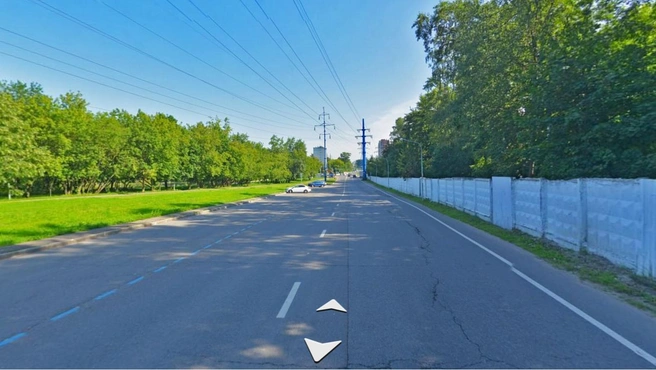 Справа кладбище, слева&nbsp;— парк Усадьба Михалково с несколькими прудами | Источник: Яндекс.Карты