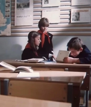 Рожденные в СССР не пройдут: угадайте любимые книжки, которыми вы жадно зачитывались в советском детстве, по концовкам