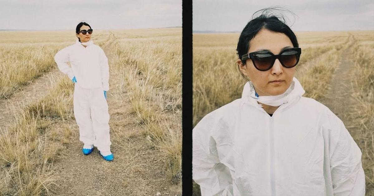 Ваннада орысша қарап отыр