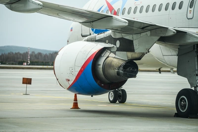 Пассажирка скончалась на борту самолета из Владивостока в Екатеринбург