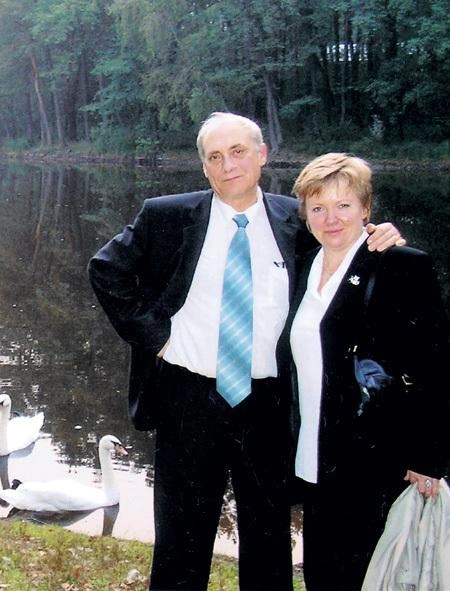 Юрий Валентинович с Надеждой | Источник: Пикабу