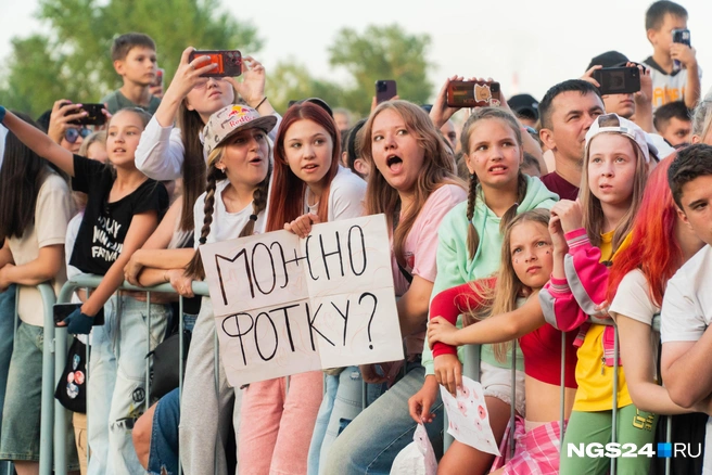 Девчонки пошли ва-банк  | Источник: Никита Шайхутдинов / NGS24.RU