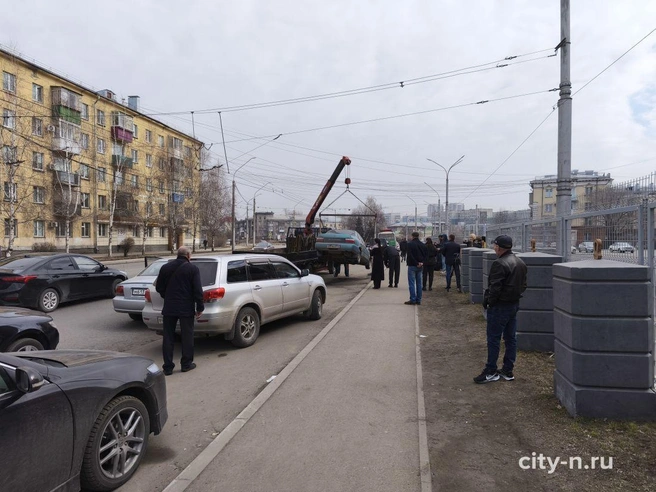 В Новокузнецке убрали автохлам с улиц | Источник: www.city-n.ru