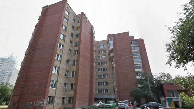 Многоэтажка на Педагогической в 2010 году. Рок-клуб располагался в пристройке справа | Источник: «Яндекс.Карты»