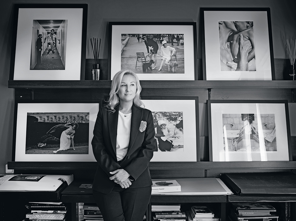 Наталья Григорьева-Литвинская в своем рабочем кабинете | marieclaire.ru