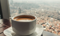 Почему болит живот от кофе? Эксперт объяснила влияние лактозы на организм