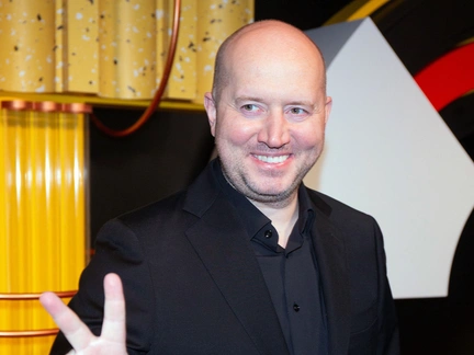 От озвучки кино до «Слово пацана». Сергей Бурунов стал востребованным, потерял близких, но нашел позднюю любовь