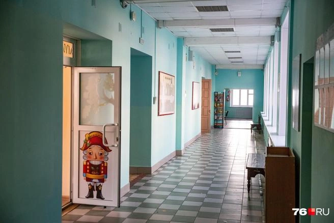 В конфликте между учениками сейчас разбираются и полиция, и педагоги | Источник: Кирилл Поверинов / 76.RU