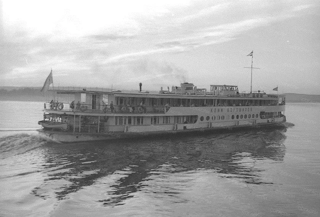 «Клим Ворошилов» отправился в путь, 1951 год | Источник: фотофонд Самарского областного госархива социально-политической истории