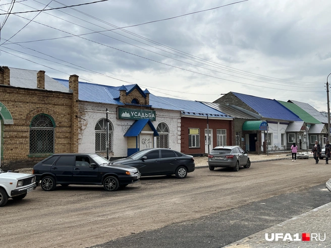 На той стороне улицы тротуара не было | Источник: Андрей Бирюков / UFA1.RU