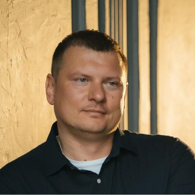 Роман Вавилин