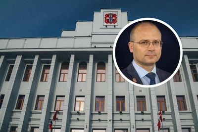 Экс-министра имущественных отношений Омска судят за махинации с недвижимостью