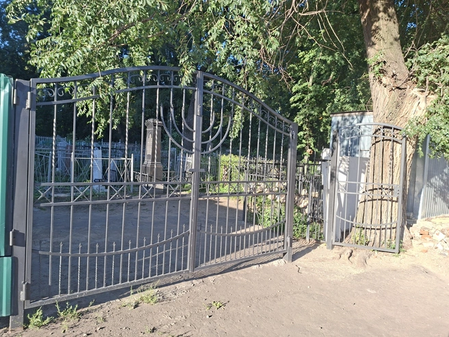 Вход на кладбище свободный | Источник: Алёна Воропаева / Voronezh1.ru