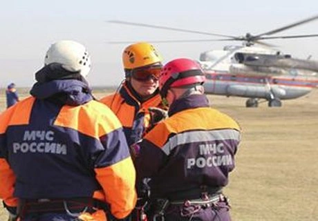 МЧС не нашло пропавший в Туве вертолет Ми-8 с людьми | ya62.ru