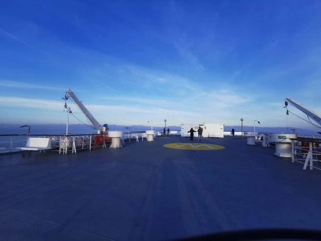 На пароме нет автомобилей | Источник: Илья Долгирев для SOCHI1.RU