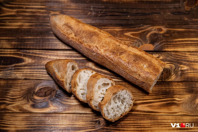 Самый вкусный и полезный хлеб пекли наши бабушки в русской печи | Источник: Александр Ощепков / NGS.RU