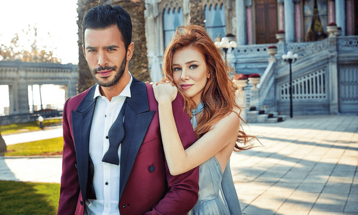 Турецкая актриса из сериала «Любовь напрокат» прокляла жену Бурака Озчивита 😦
