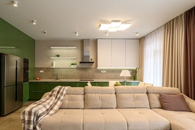 Квартиру с зеленой кухней продают в Новосибирске за 35 млн