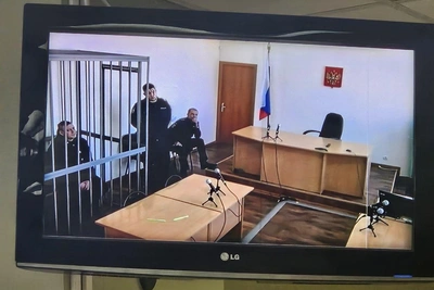 Облсуд оставил в СИЗО полицейского, обвиняемого в «крышевании»