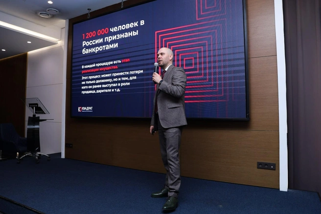 Основатель компании «Квадрат» Вячеслав Курилин лично общается с теми, кто хочет сотрудничать | Источник:  юридическая компания Курилина «Квадрат»