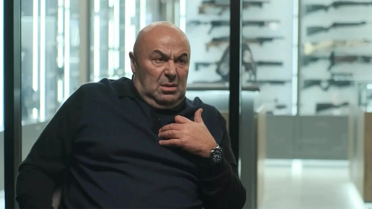 Михаил Хубутия | www.starhit.ru