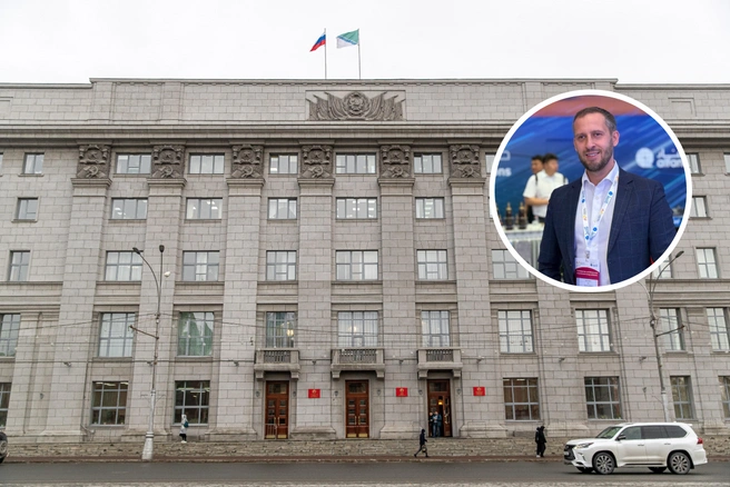 Бизнесмен предложил поставить батареи на крышу здания | Источник: Александр Ощепков / NGS.RU / предоставлено Ильей Лиховым