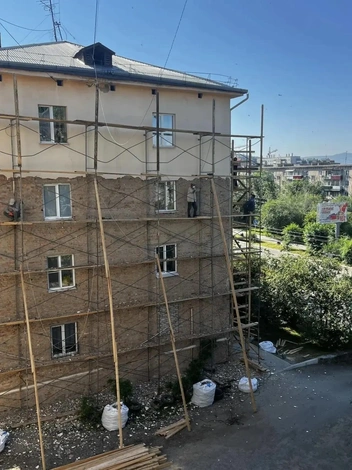 Подъем в 6 утра от звука стройки. Читинцы пожаловались на нарушение закона о тишине в центре города | Источник: очевидец