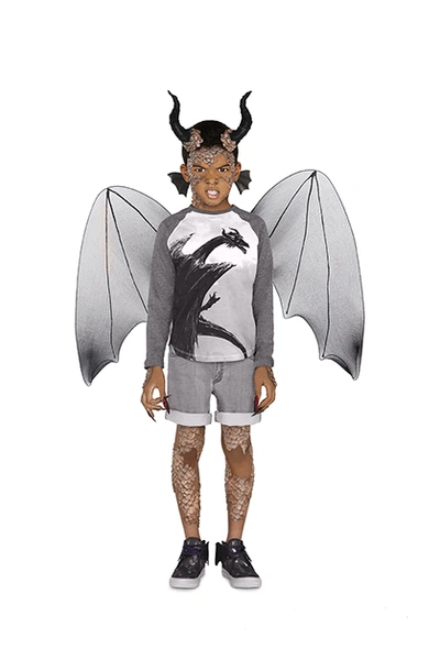 Лукбук коллекции MALEFICENT by Stella McCartney Kids | Источник: Stella McCartney