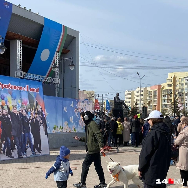 Пушистый гость праздника  | Источник: Надежда Ефимова / 14.RU