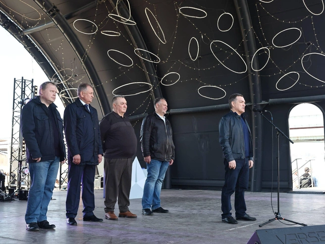 На церемонии выступили мэр, депутаты и министр транспорта | Источник: Александр Ощепков / NGS.RU