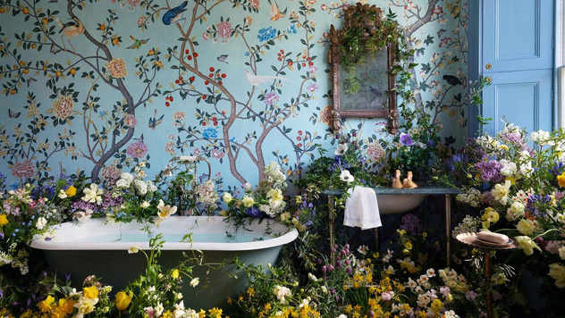 Обои de Gournay в декорациях от студии флористики Lucy Vail Floristry