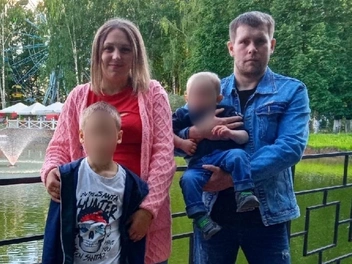 Но после 26 августа эти красивые семейные кадры стали немым напоминанием о той прошлой счастливой жизни | Источник: личная страница героини публикации