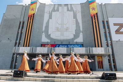 Артистам кемеровской филармонии выплатили губернаторские премии