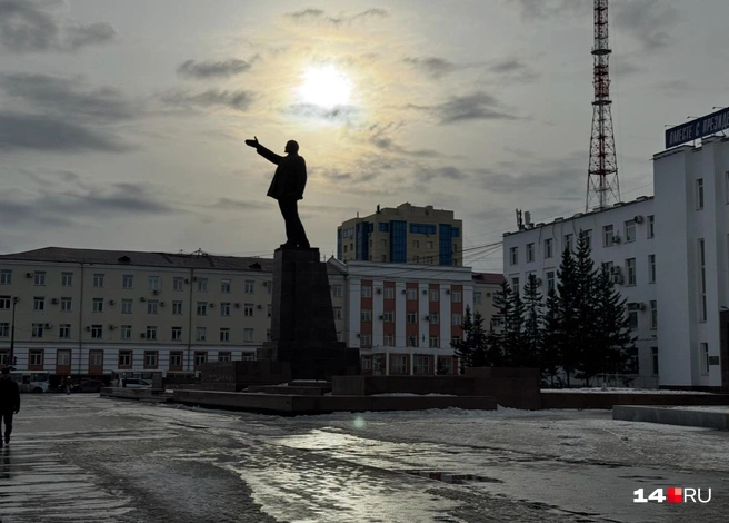 Площадь с другой стороны дороги | Источник: Ольга Донская / 14.RU