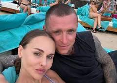 «Лицемерная баба с тройными стандартами»: жена Павла Мамаева обрушилась на Погребняк и Алану после жестких оскорблений