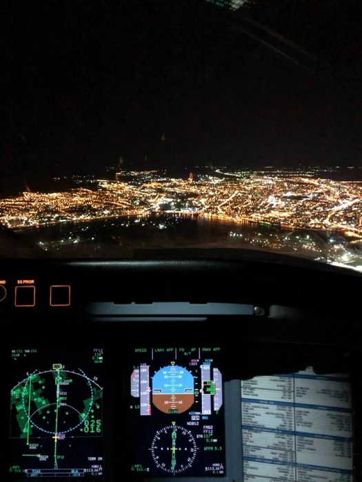 Часто летать приходится ночью, и из-за этого сбиваются биоритмы | Источник: Владимир Власов