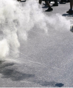 Лайфхак: что делать с последствиями воздействия слезоточивого газа