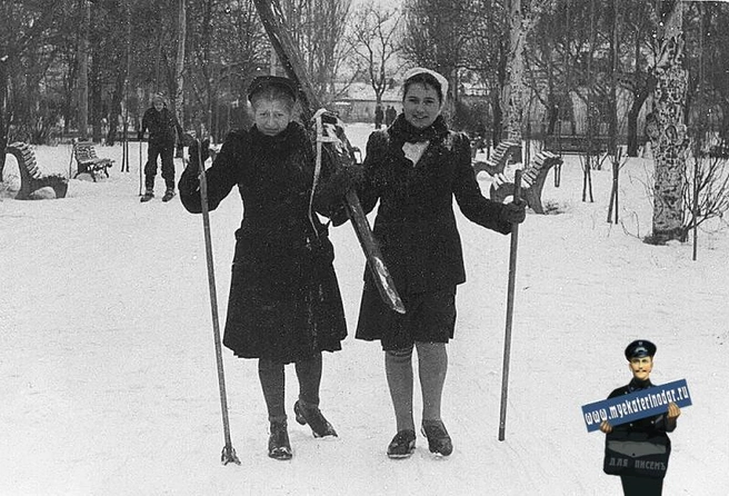 Горпарк. 22 января 1950 года. Березовая аллея  | Источник: myekaterinodar.ru