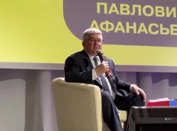 Глава Зеленодольского района рассказал об этом на встрече с жителями | Источник: Прессек Регина / T.me