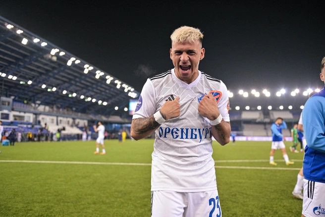 Экс-футболист «Оренбурга» Лукас Вера больше месяца сидит без клуба | Источник: ФК «Оренбург» / ВКонтакте