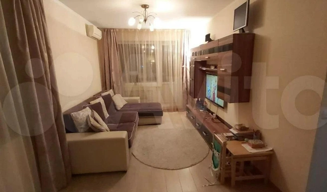 Уютная гостиная в трешке за 5,7 миллиона | Источник: Иван / Avito.ru