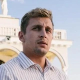 Саша Стоун