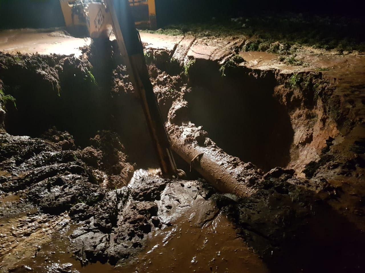 «Запасы просто закончились»: жители многострадального города под Волгоградом шестой день выживают без воды 