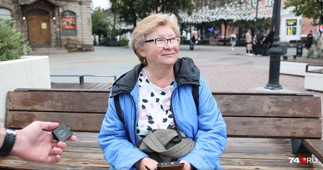 Вероника Геннадьевна&nbsp;— уже почти профессиональный садовод, хотя начинала сама, без всяких курсов | Источник: Михаил Шилкин