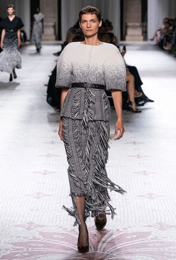 Givenchy осень/зима 2019 Couture | marieclaire.ru